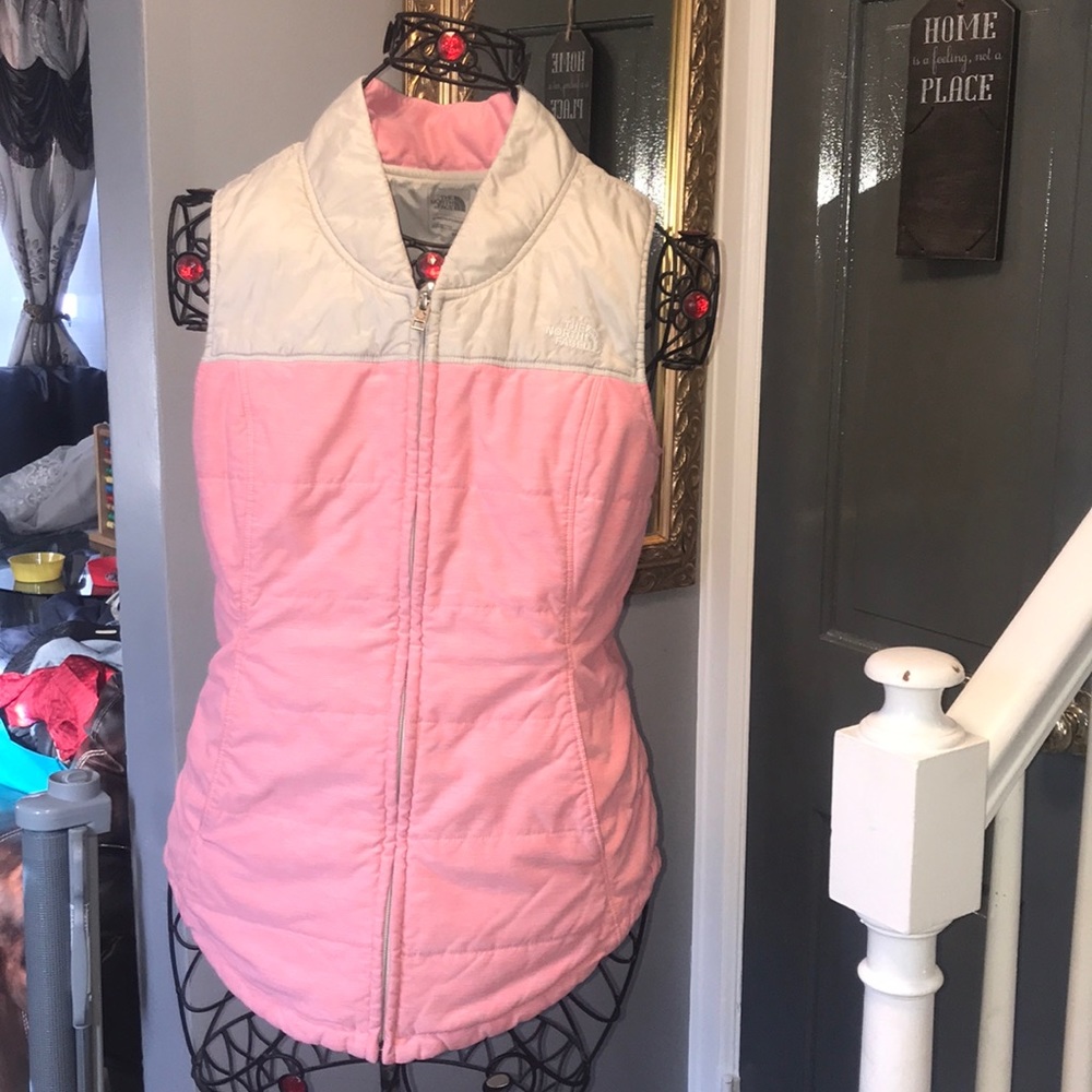 The Noth Fave women’s size M like new